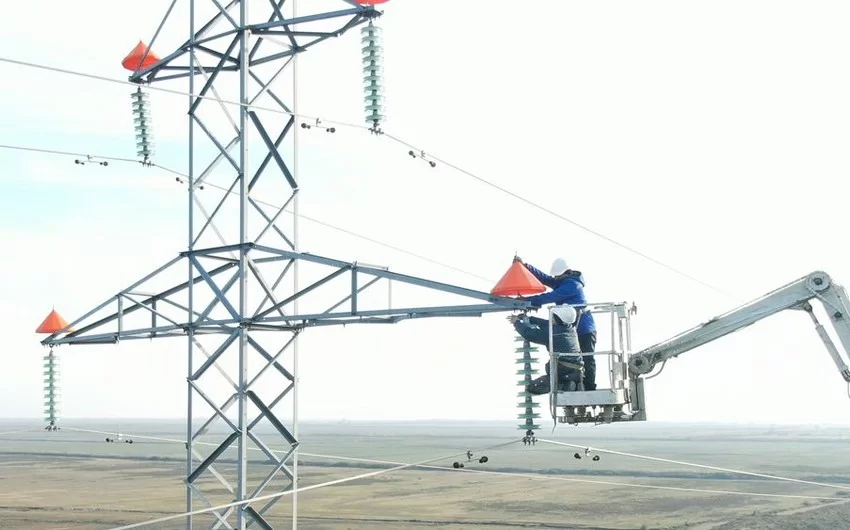 "Azərişıq" Ağcabədinin bir neçə kəndinin elektrik enerji şəbəkəsini yenidən qurur - VİDEO